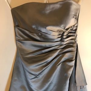 Bridesmaid, or otherwise fancy persons dress.
